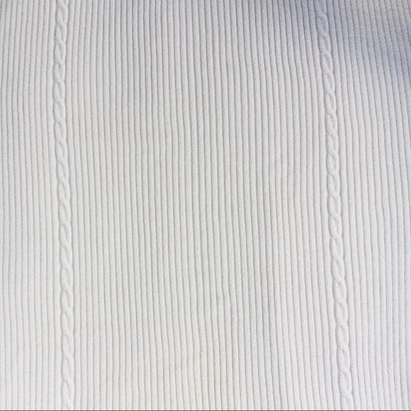 100% Cotton Knit Tommy Hilfiger Top - Picture 2 of 6